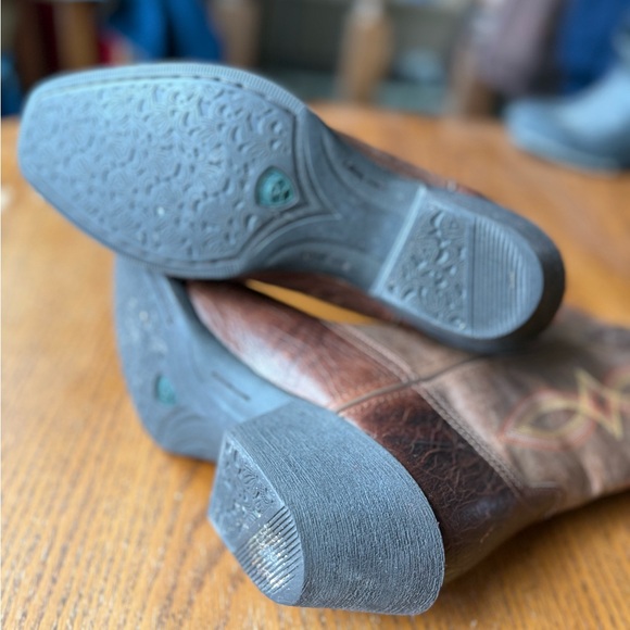 Ariat Women’s Brown Western Heeled Boots - Picture 10 of 11